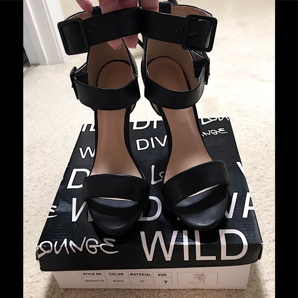 🆕🔥WILD DIVA /CR SUPER SEXY BLACK BUCKLE STRAP&PULL OVER ANKLE STRAP TEXTURED - Picture 3 of 16